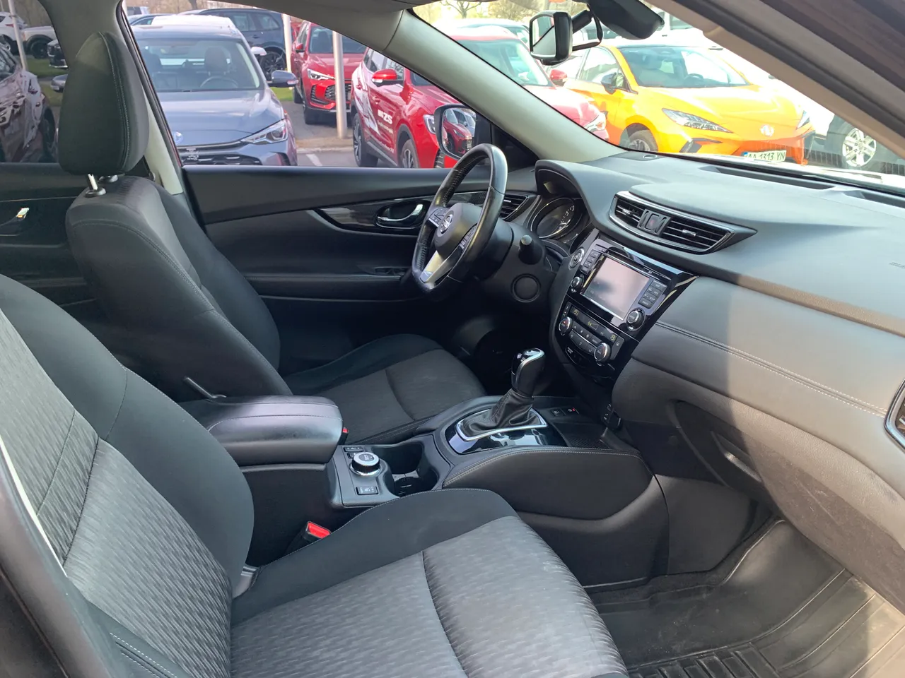 Nissan X-Trail - фото 12