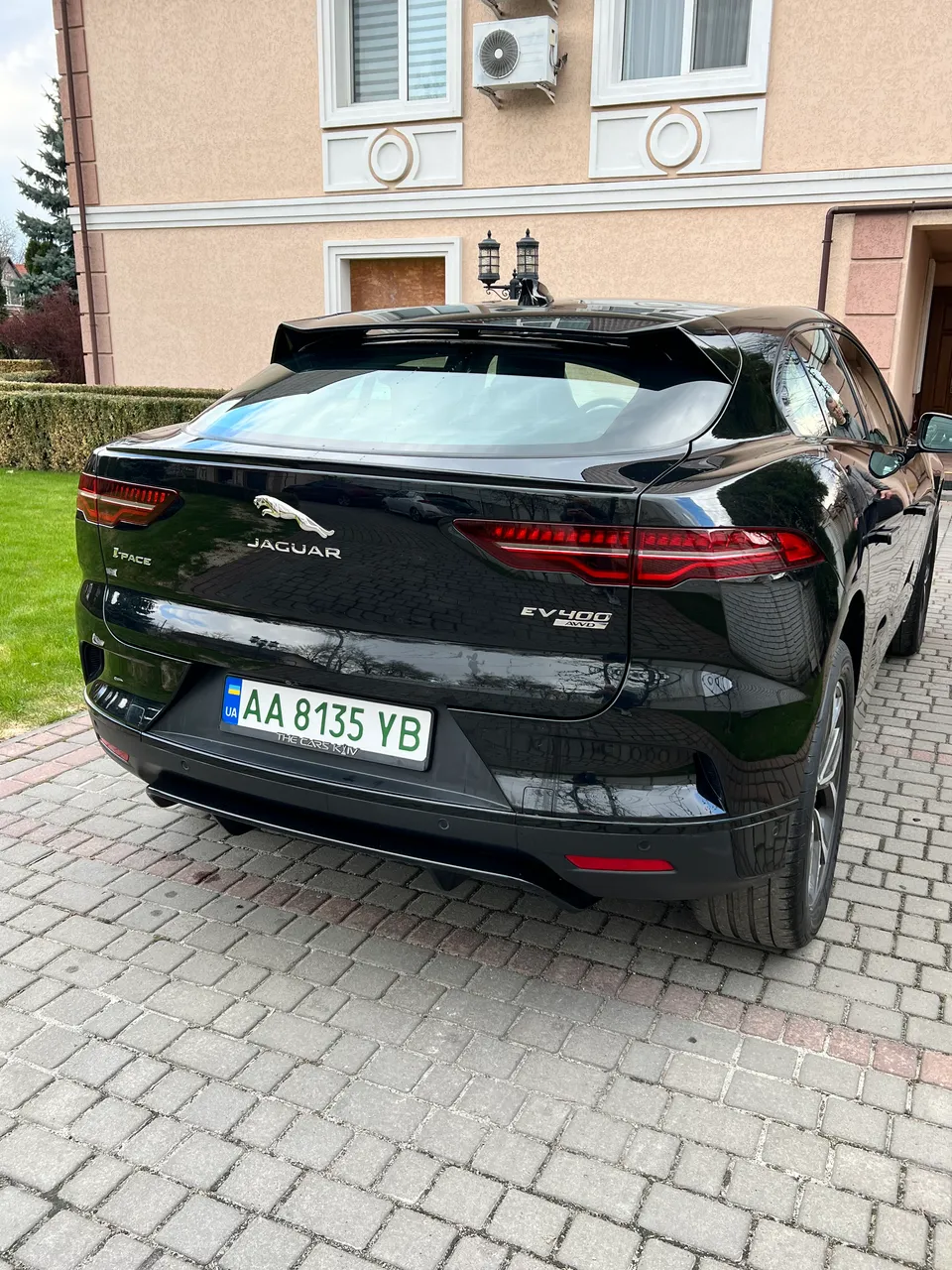 Jaguar I-Pace - фото 5