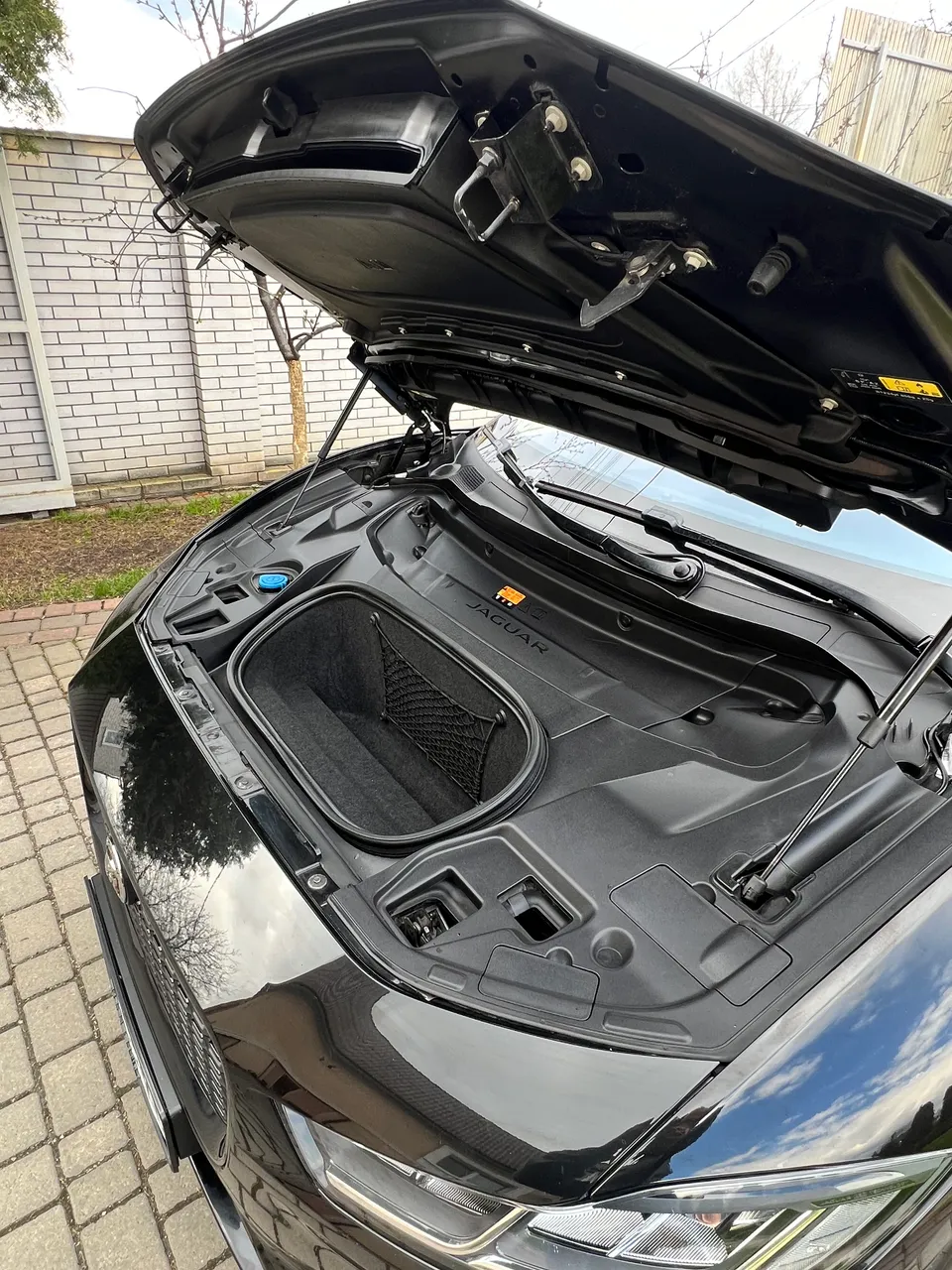 Jaguar I-Pace - фото 6