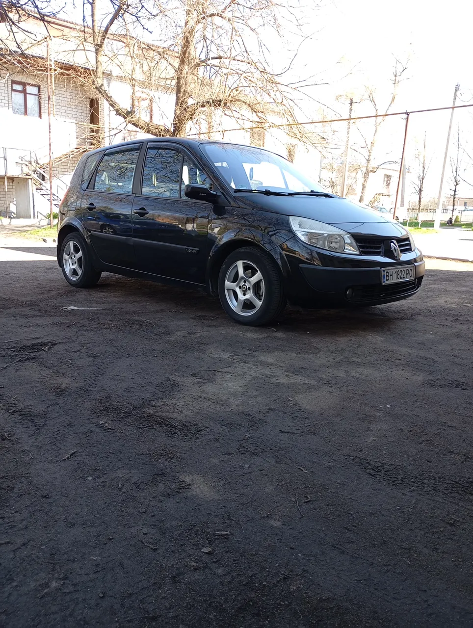 Renault Scenic - фото 4