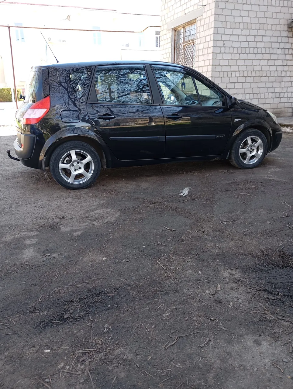 Renault Scenic - фото 3