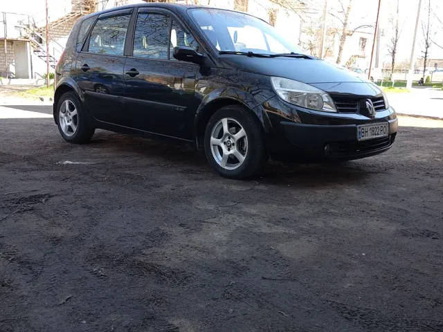 Renault Scenic - фото 4