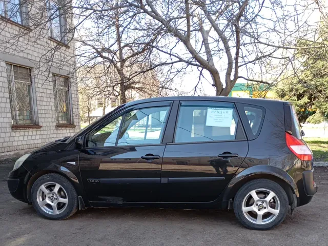 Renault Scenic - фото 1