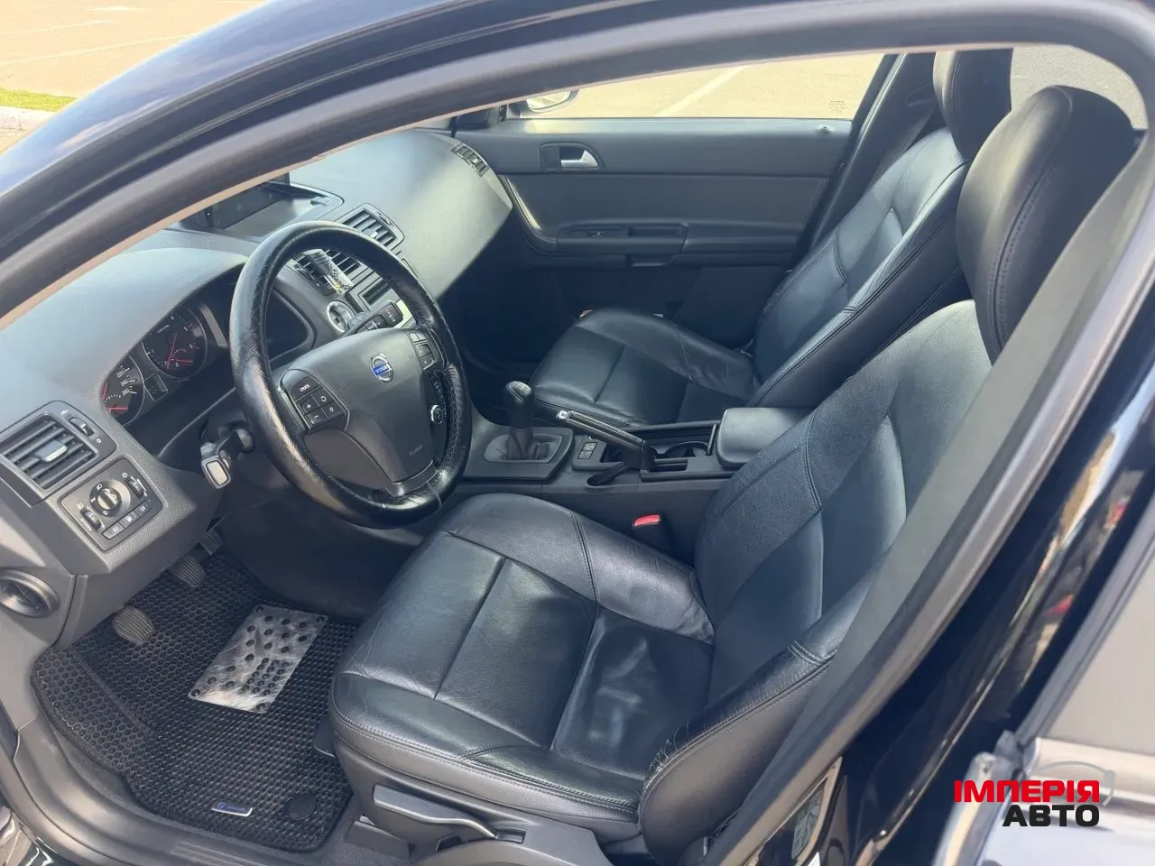 Volvo V50 - фото 12