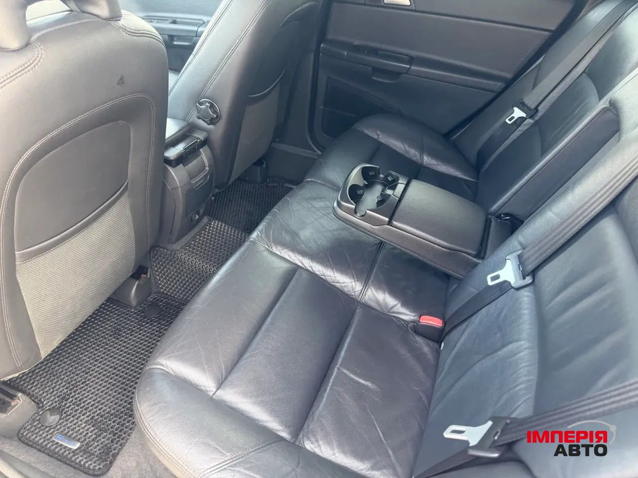 Volvo V50 - фото 13