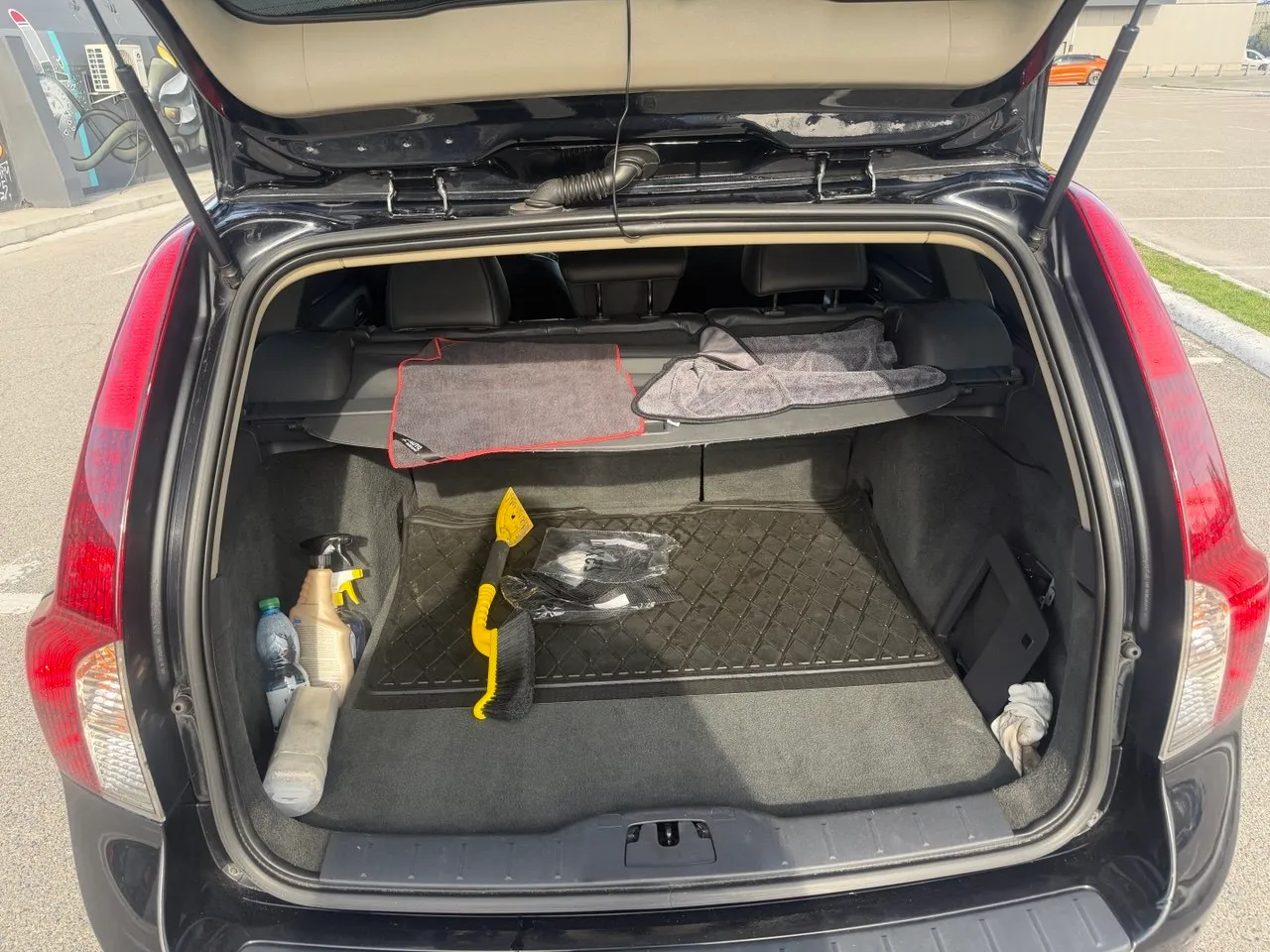 Volvo V50 - фото 9