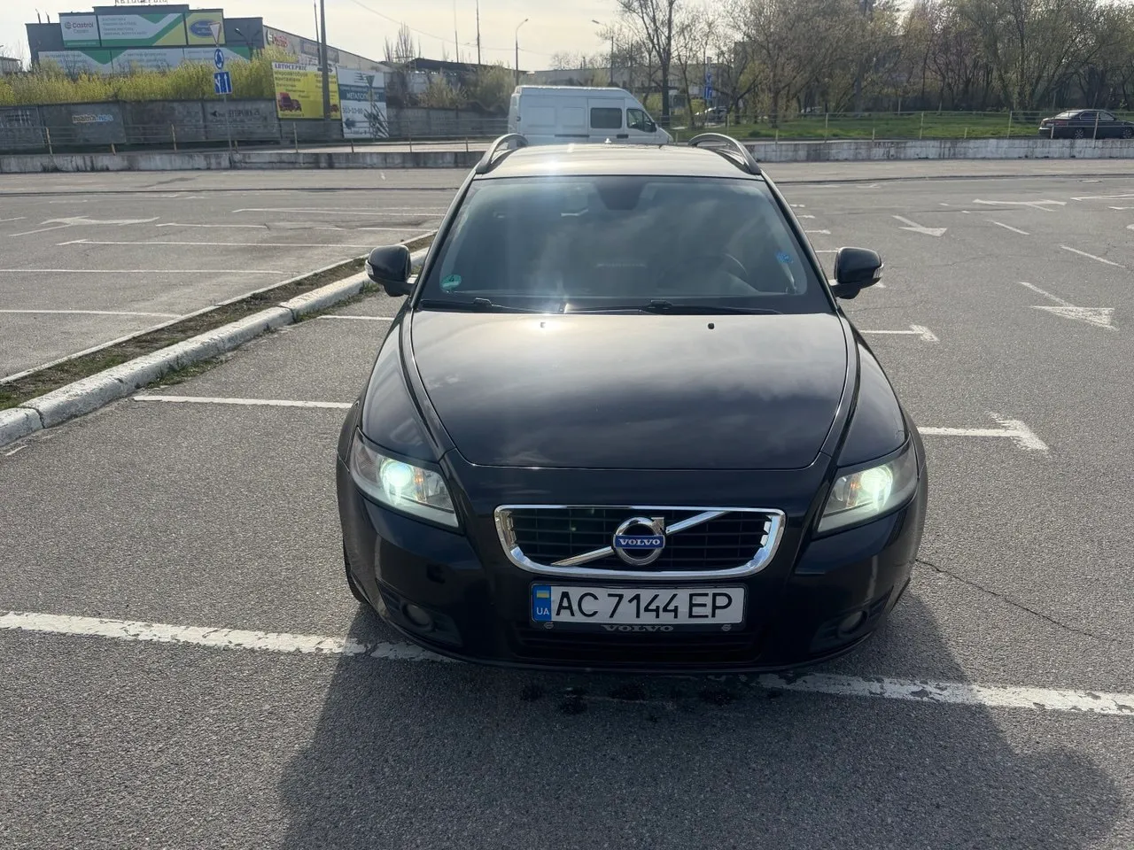 Volvo V50 - фото 2