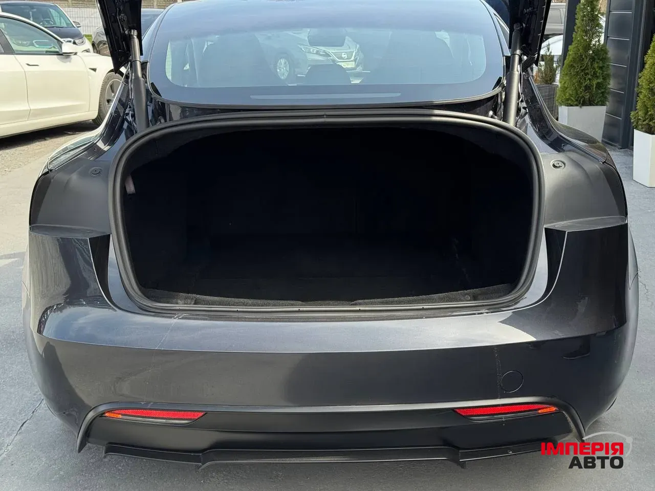 Tesla Model 3 - фото 22