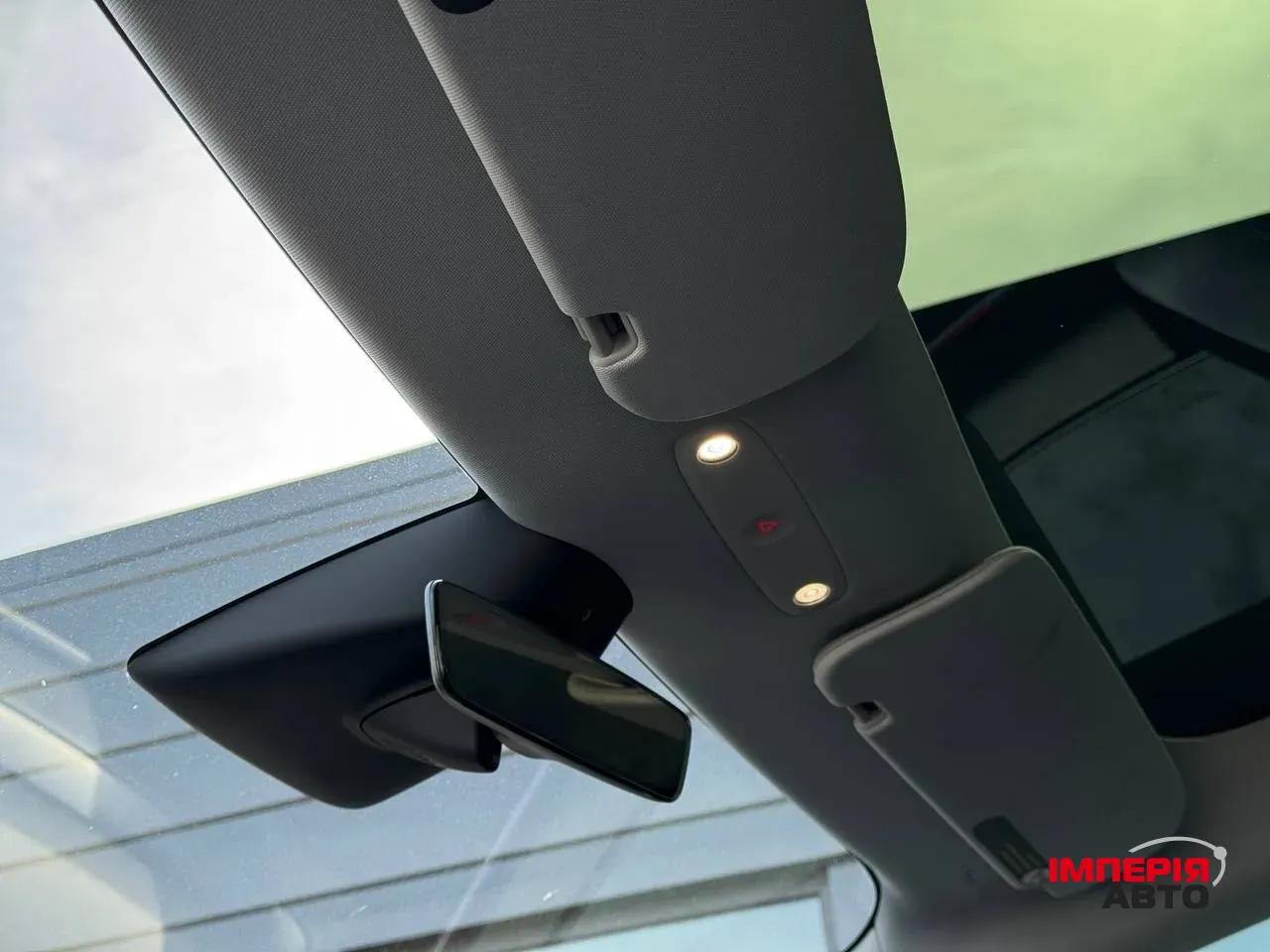 Tesla Model 3 - фото 34