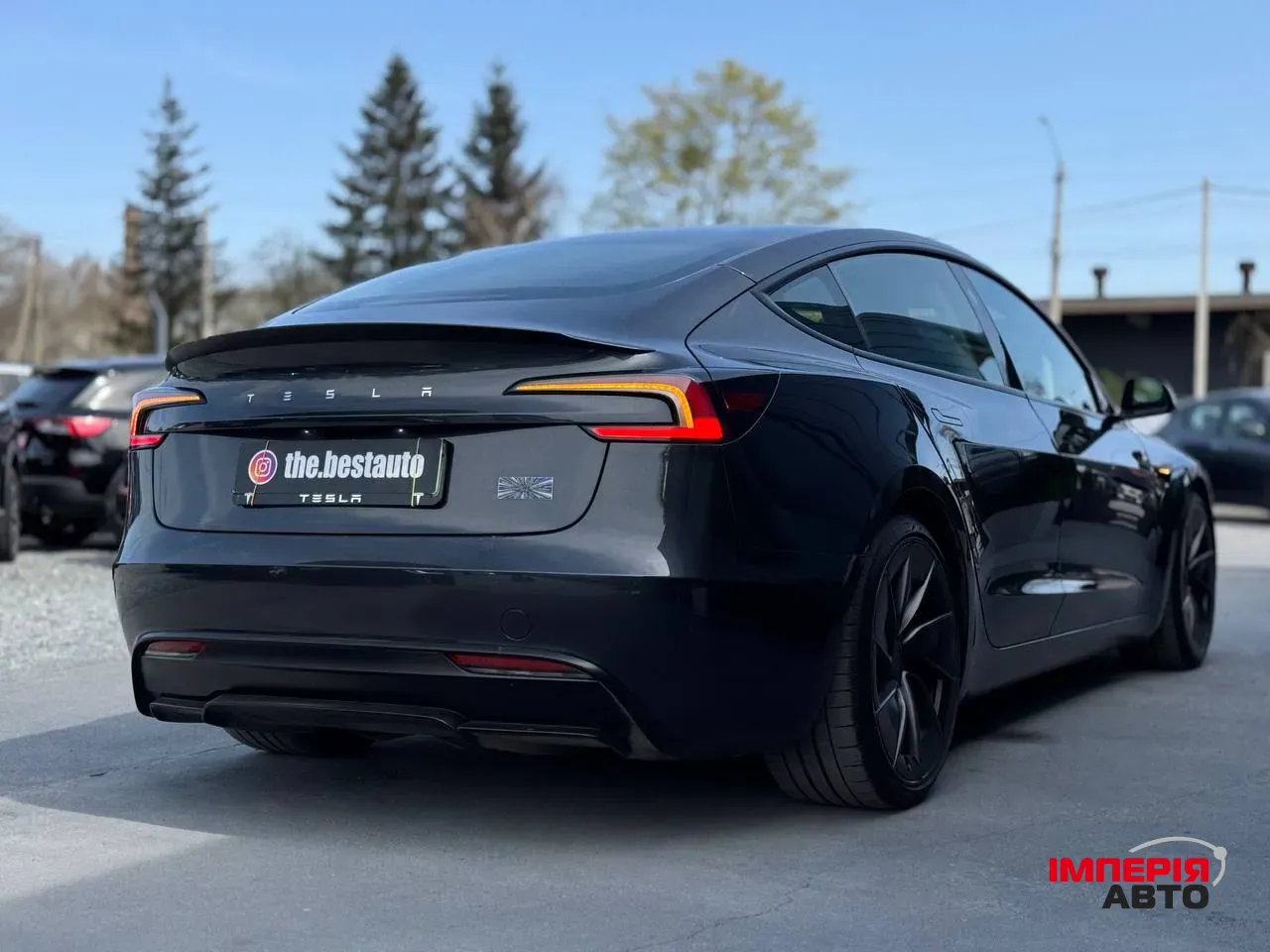 Tesla Model 3 - фото 21