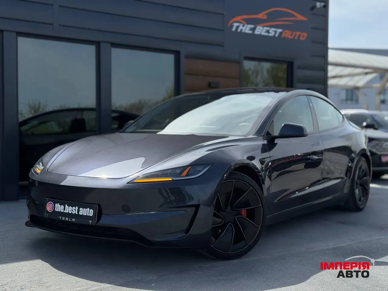 Tesla Model 3 - фото 2