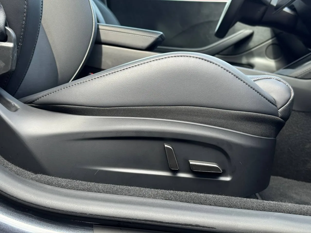 Tesla Model 3 - фото 67