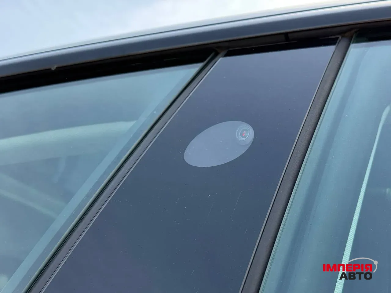 Tesla Model 3 - фото 7