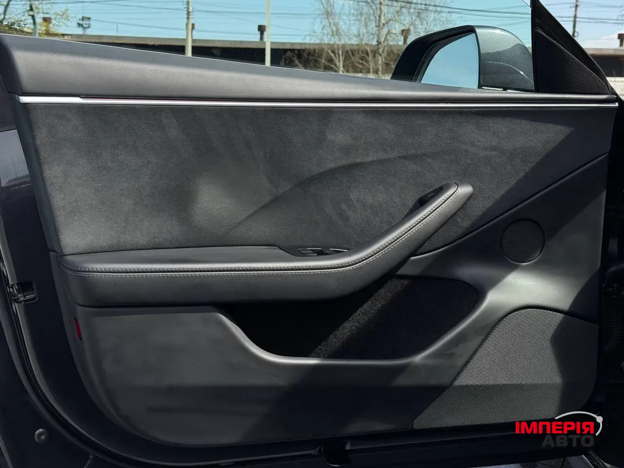 Tesla Model 3 - фото 27