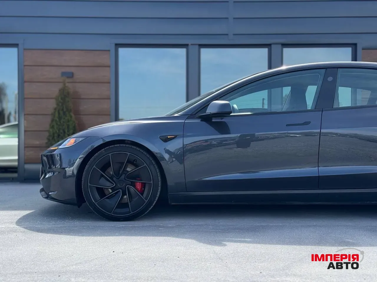 Tesla Model 3 - фото 18