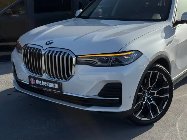 BMW X7 - фото 4