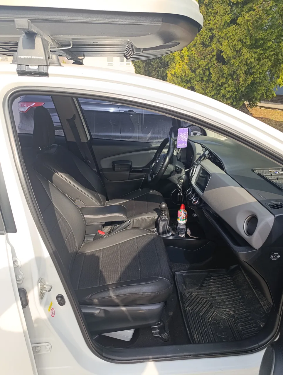 Toyota Yaris - фото 6