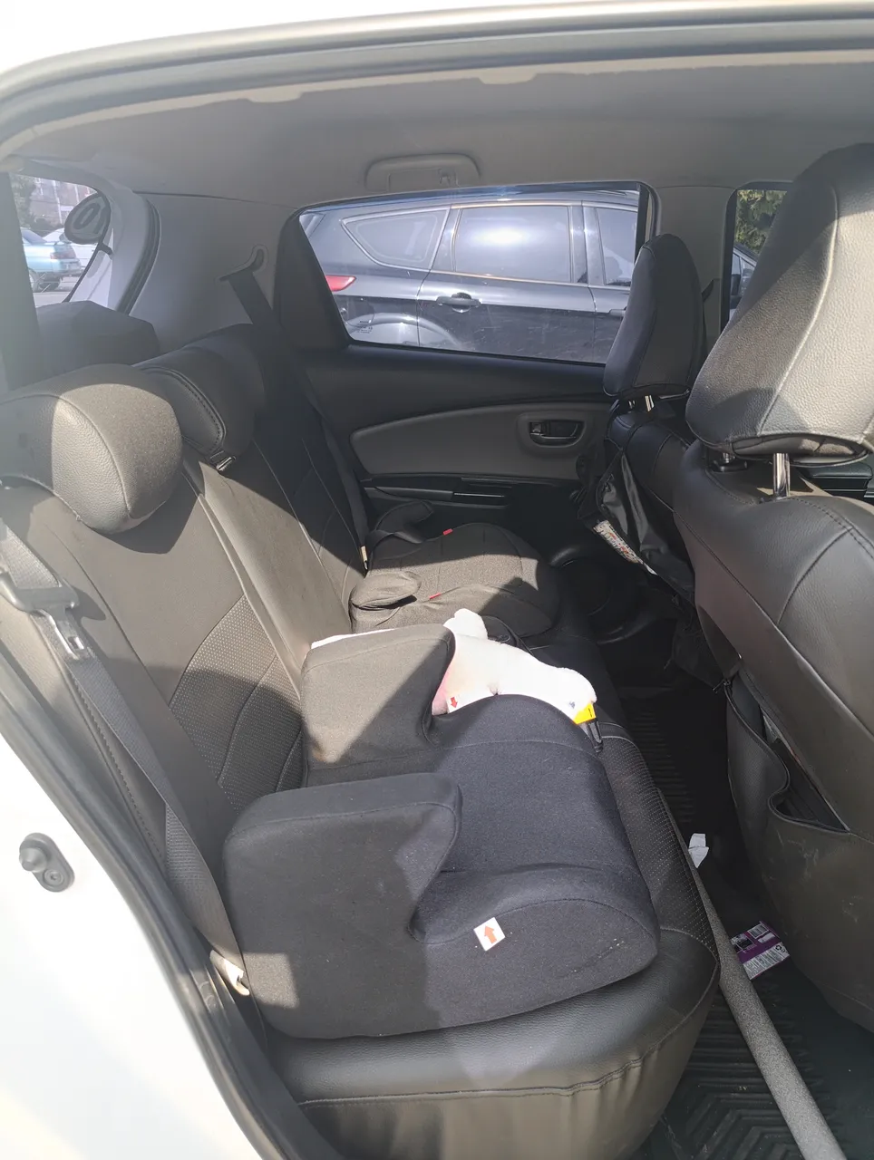 Toyota Yaris - фото 10