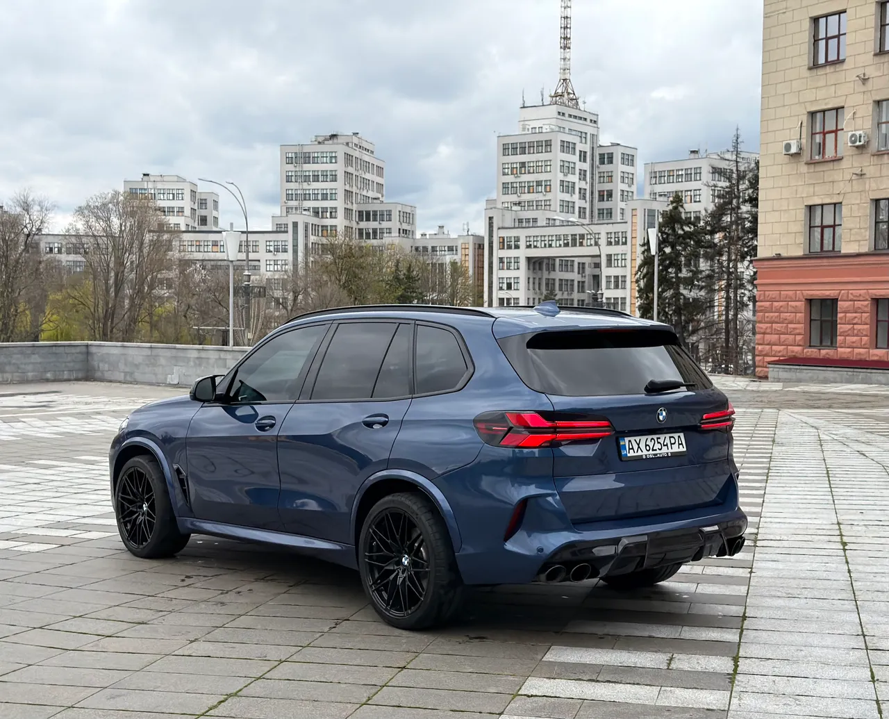 BMW X5 - фото 4