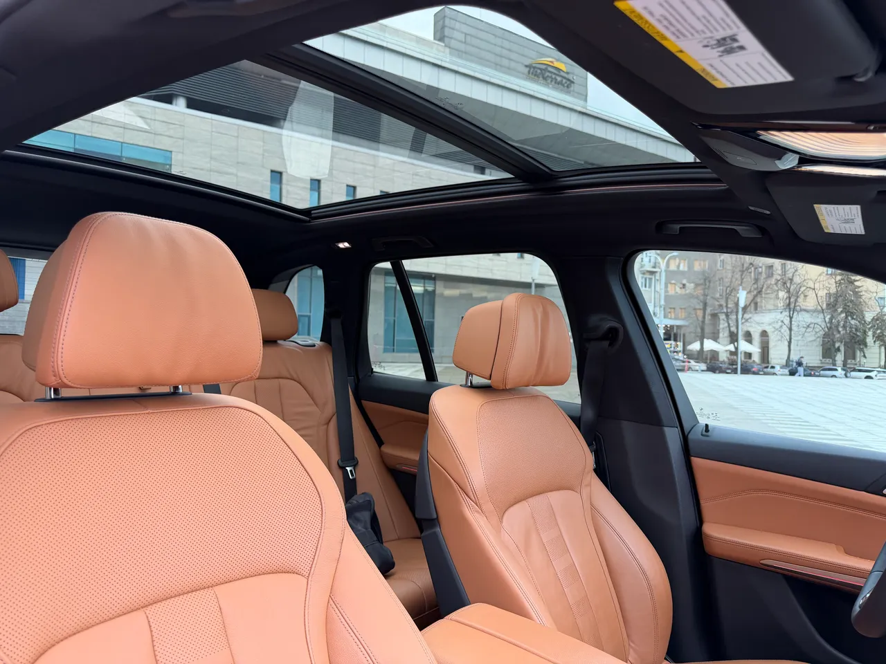 BMW X5 - фото 16