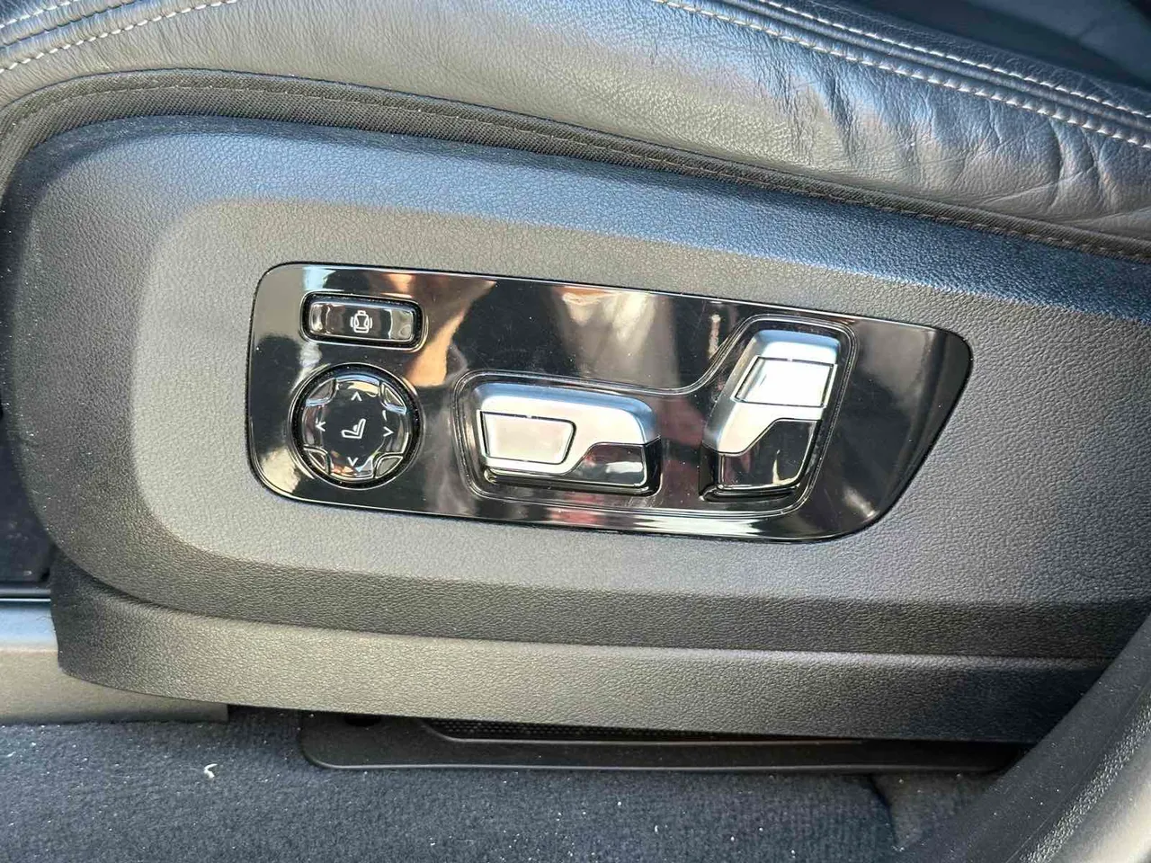 BMW X5 - фото 12