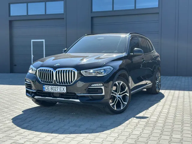 BMW X5 - фото 1