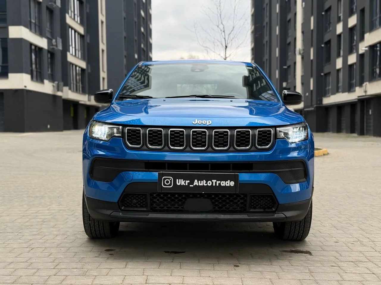 Jeep Compass - фото 2