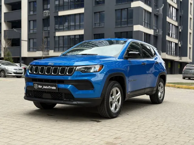 Jeep Compass - фото 1