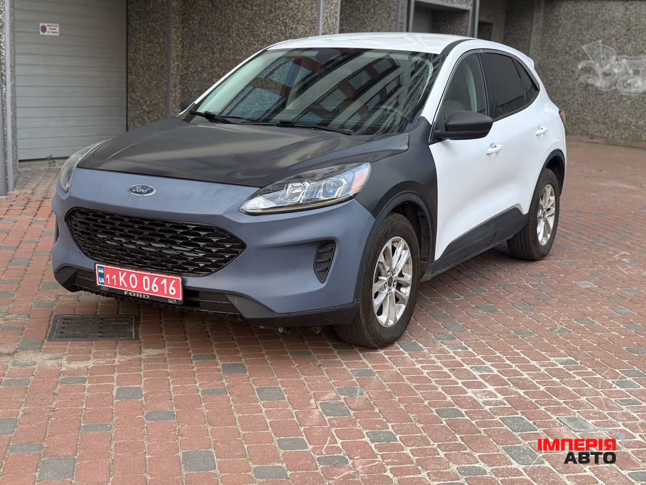 Ford Escape - фото 1