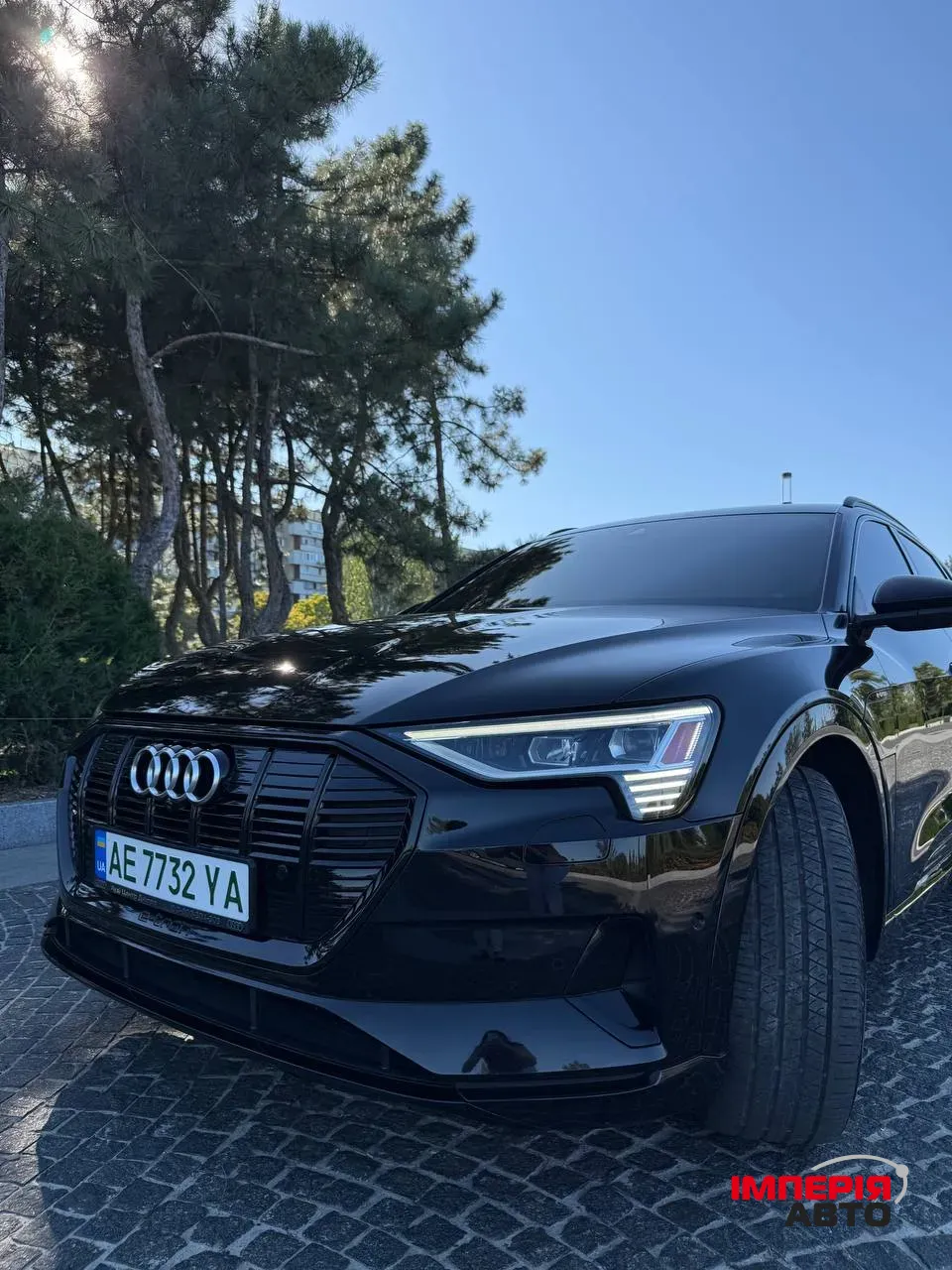 Audi e-tron - фото 1