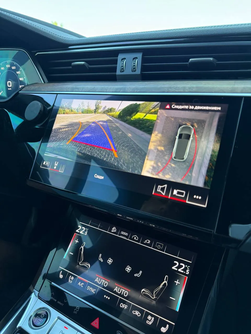 Audi e-tron - фото 5