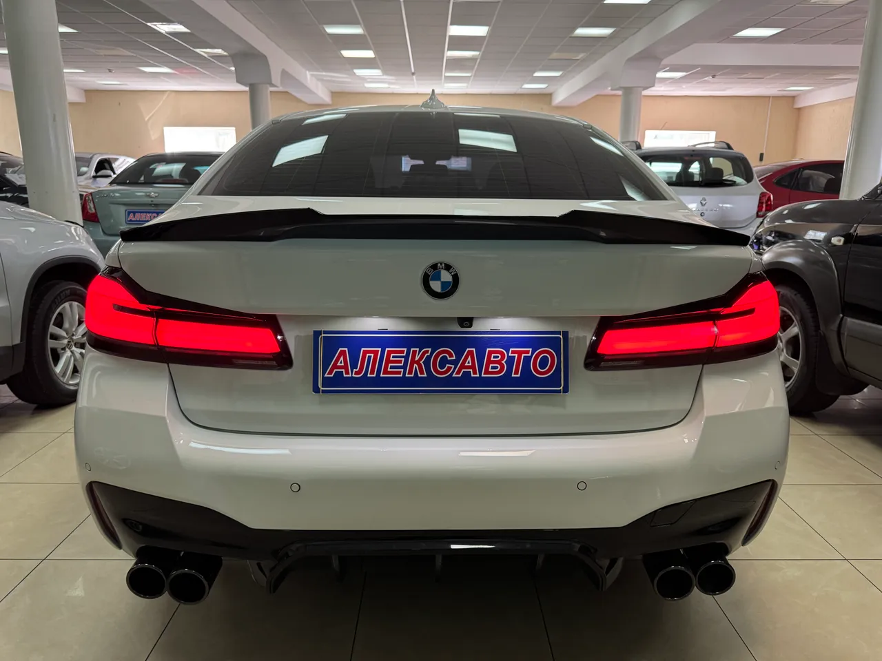 BMW 5 серії - фото 3