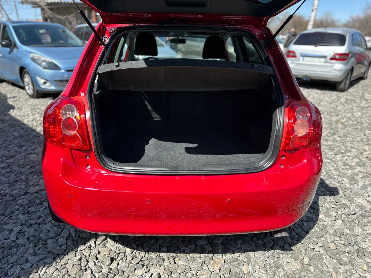 Toyota Auris - фото 13