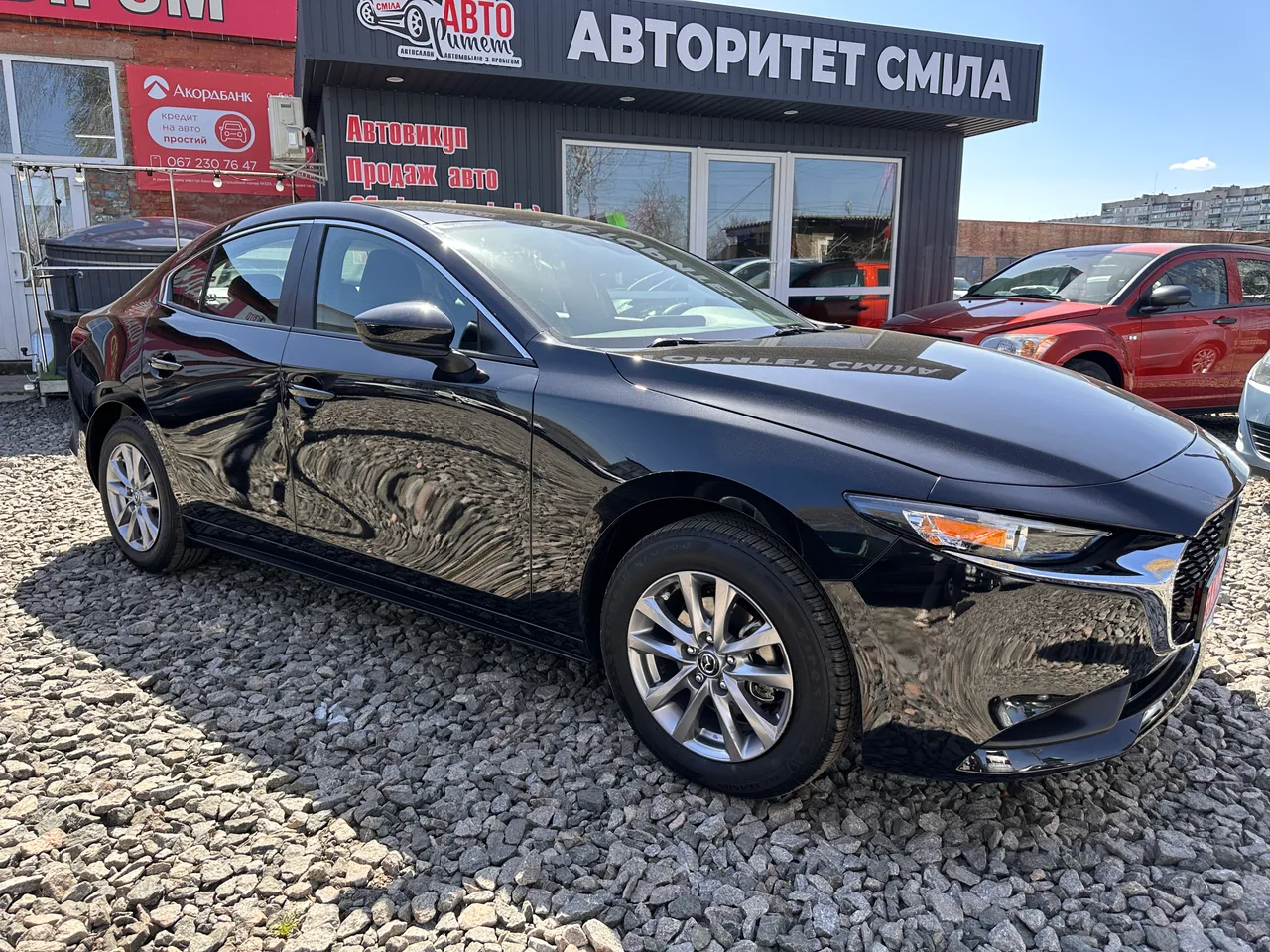 Mazda 3 - фото 7