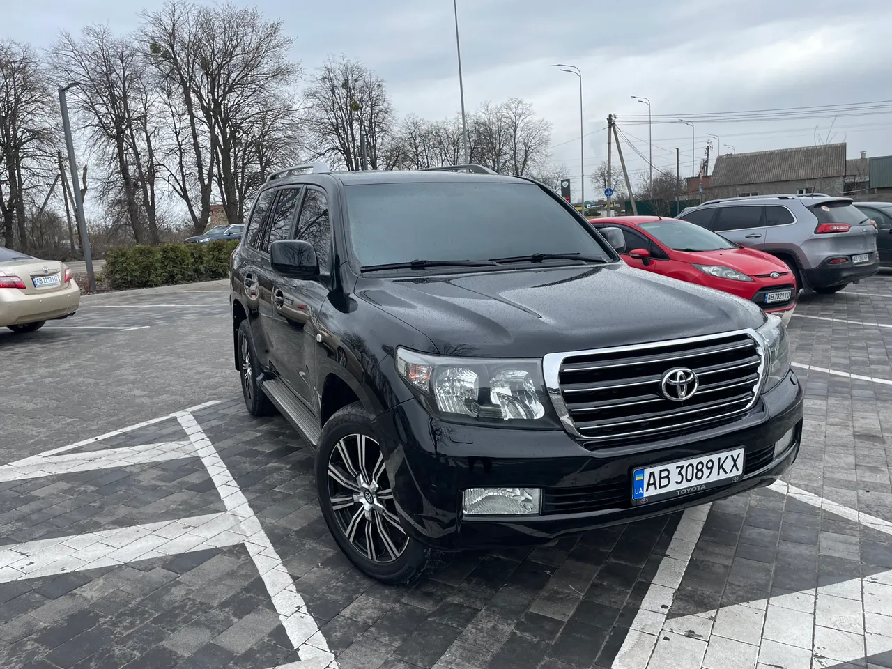 Toyota Land Cruiser - фото 1