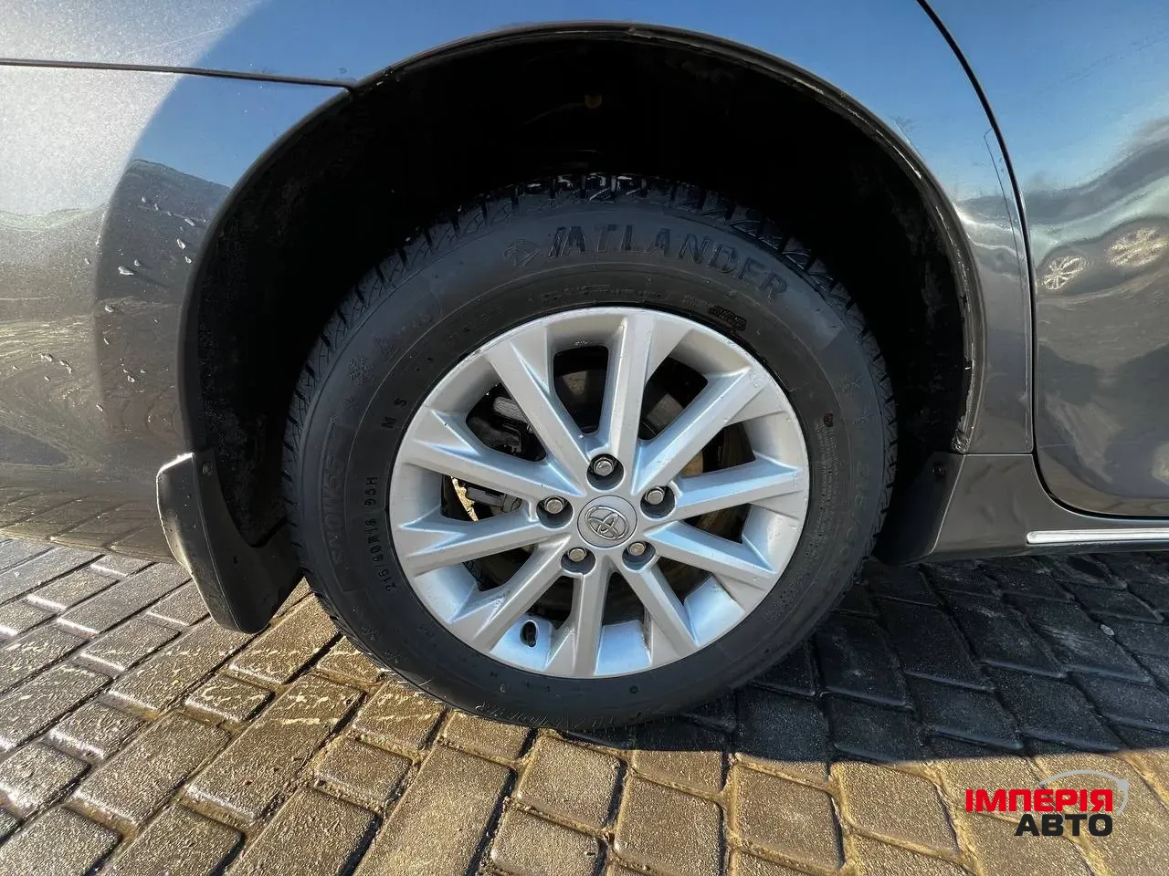 Toyota Camry - фото 5