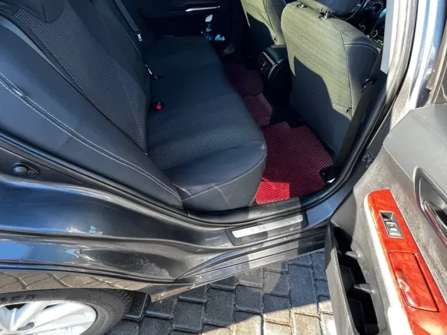 Toyota Camry - фото 4