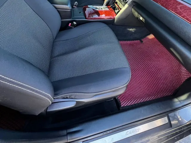 Toyota Camry - фото 3