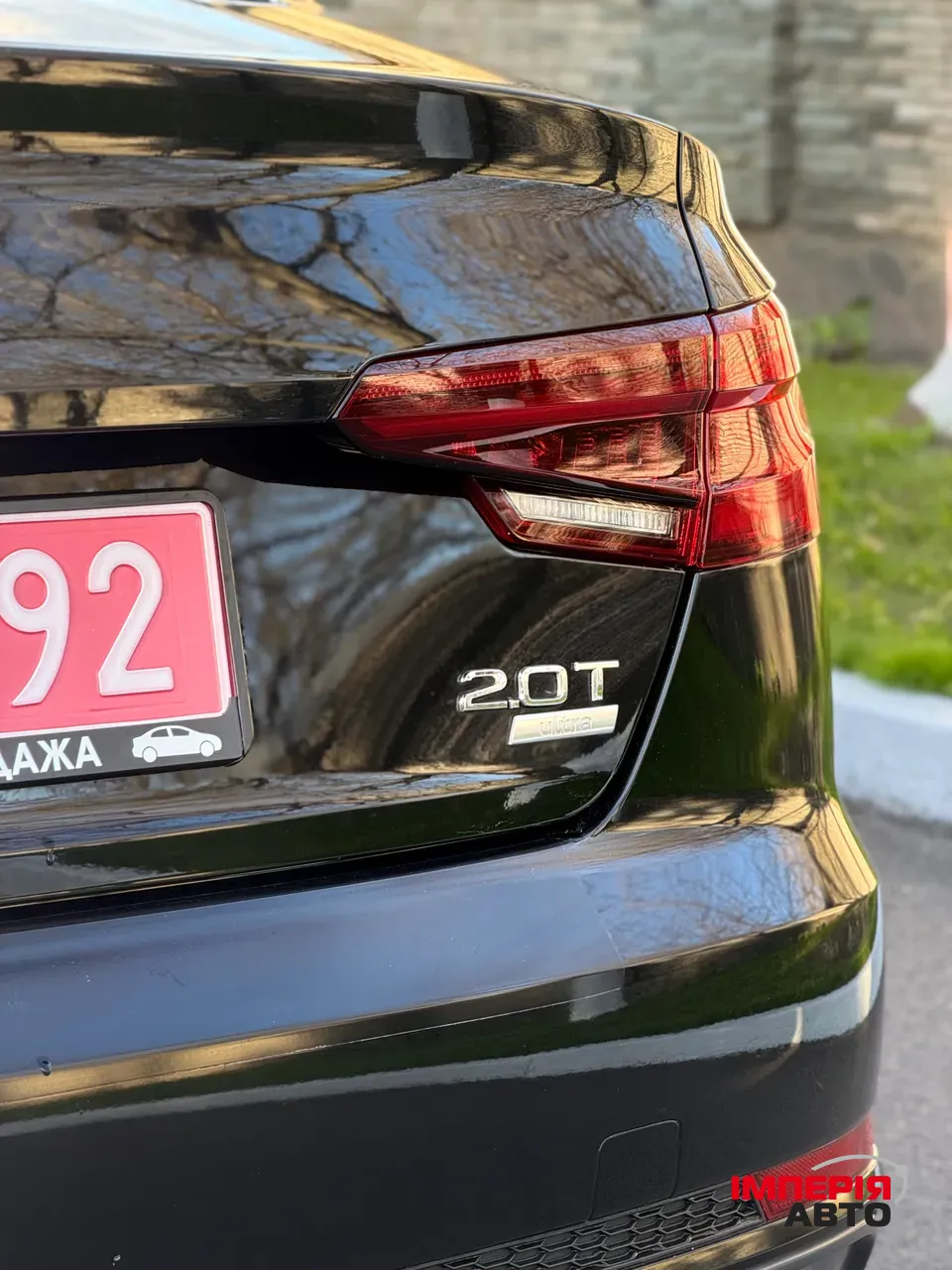 Audi A4 - фото 12