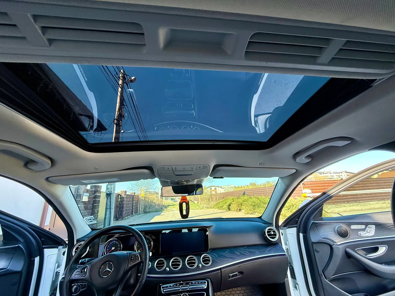 Mercedes-Benz E-Класс - фото 24