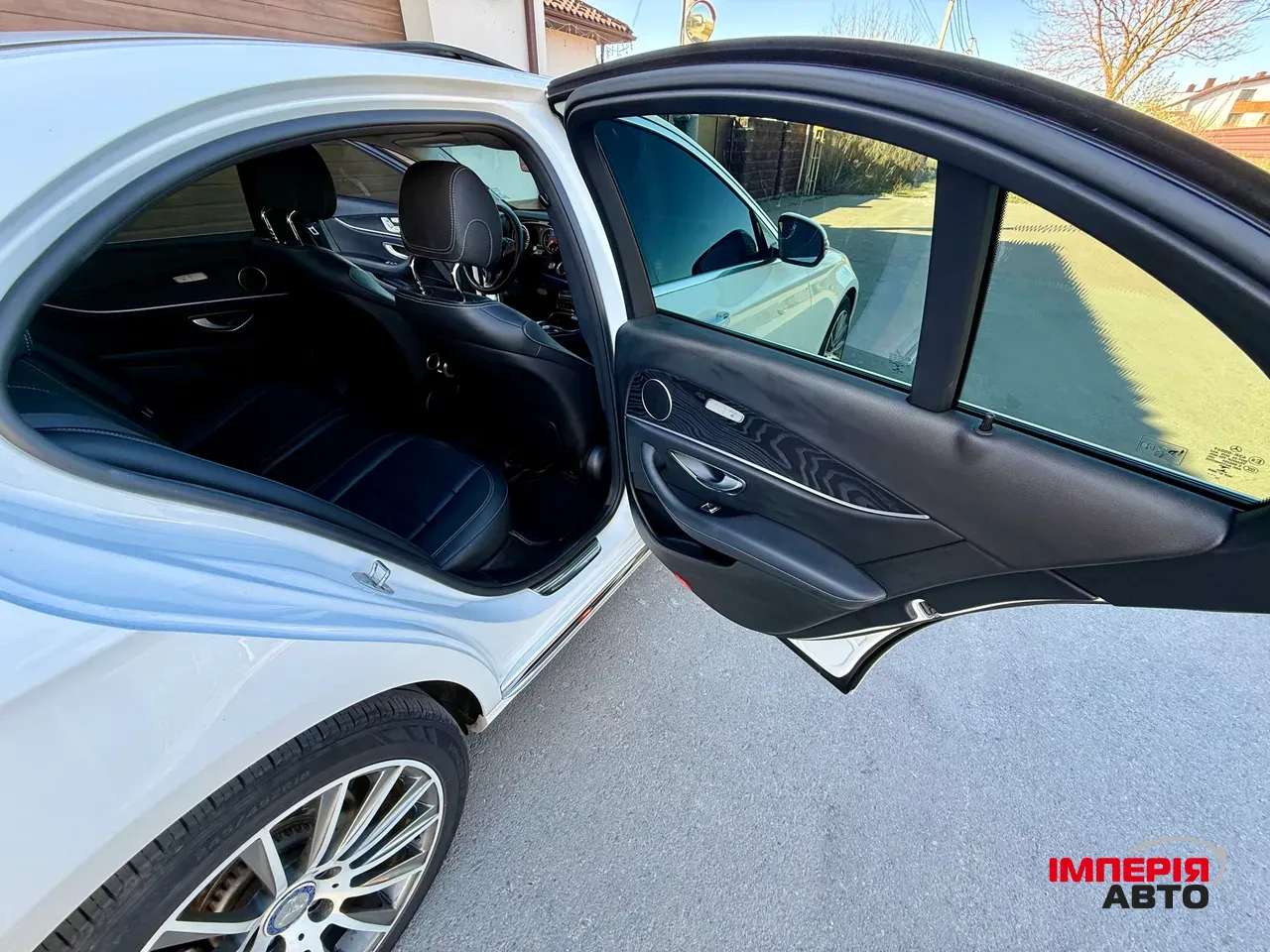 Mercedes-Benz E-Класс - фото 32