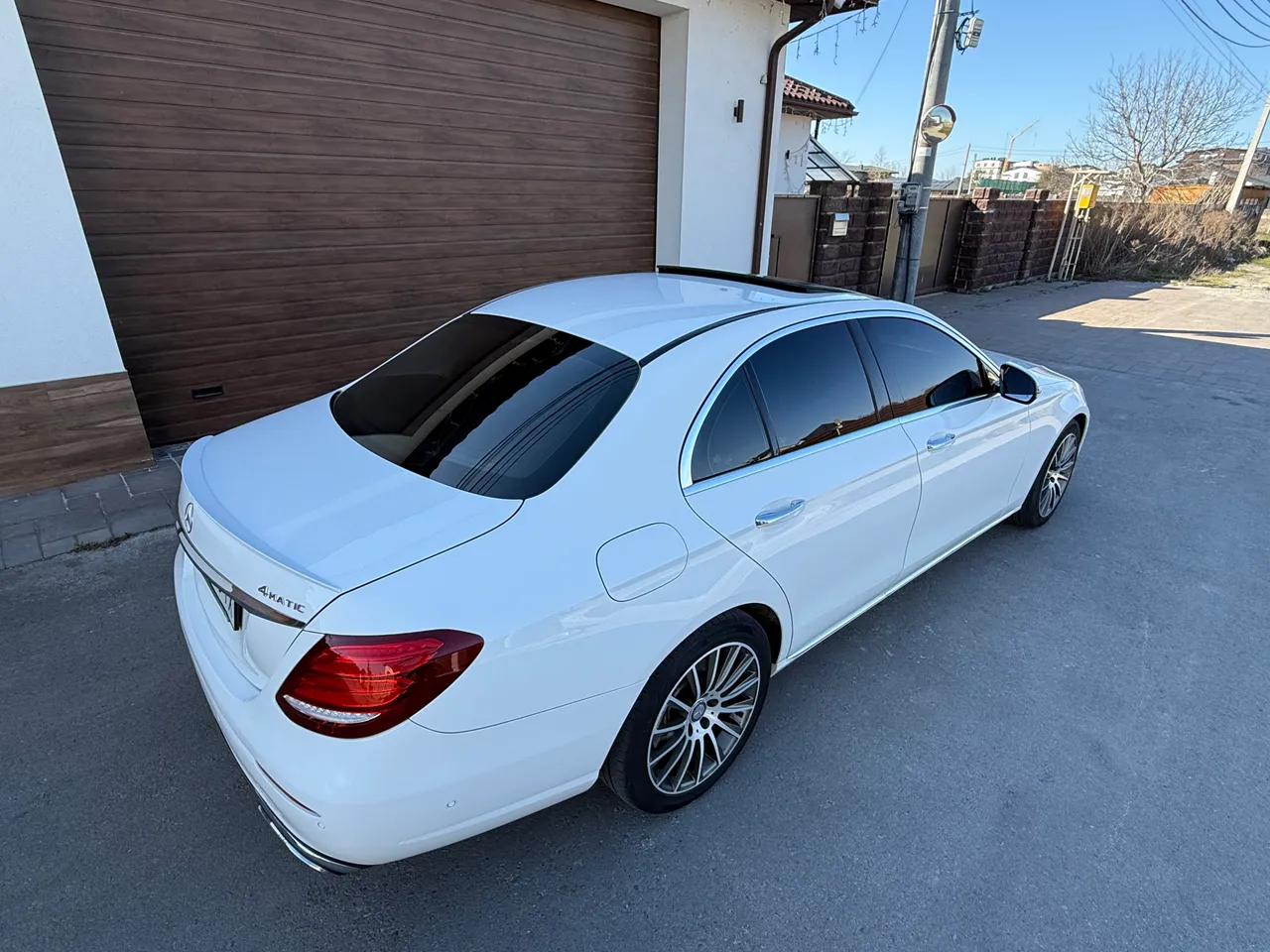 Mercedes-Benz E-Класс - фото 17