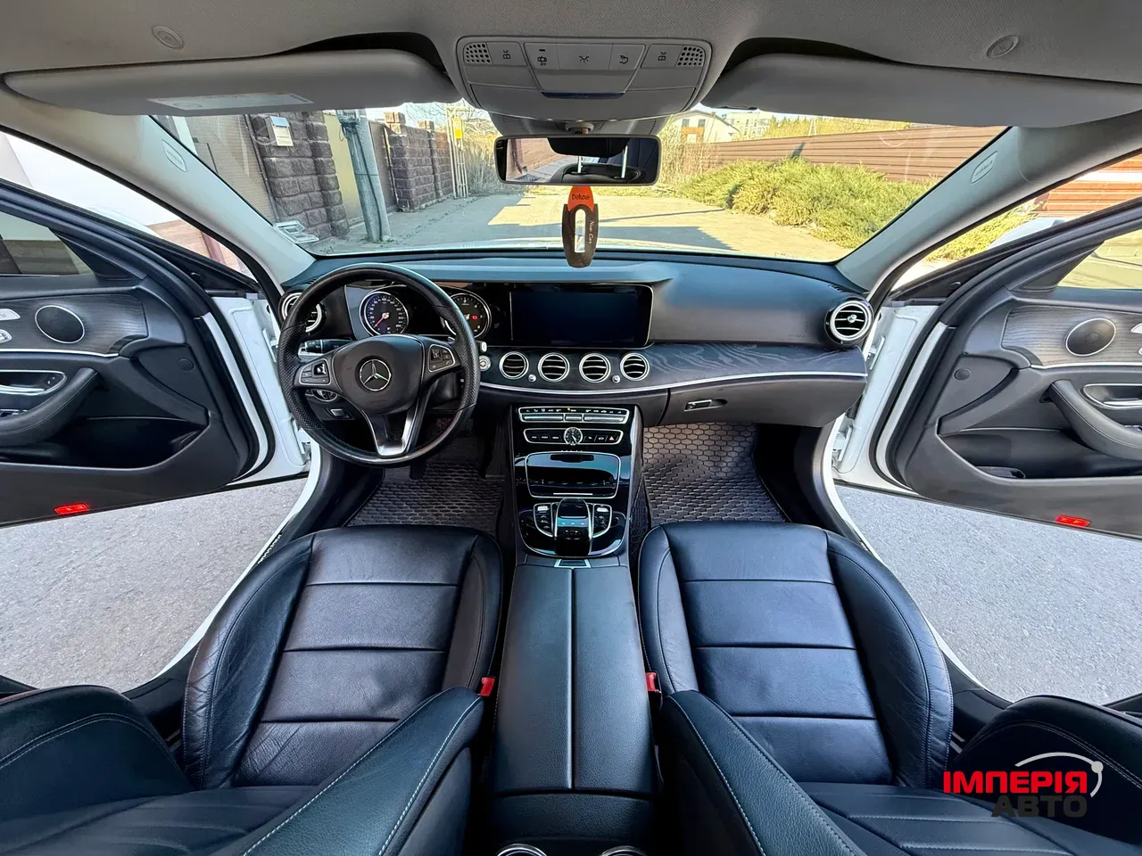 Mercedes-Benz E-Класс - фото 29