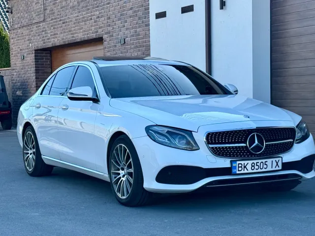 Mercedes-Benz E-Класс - фото 1