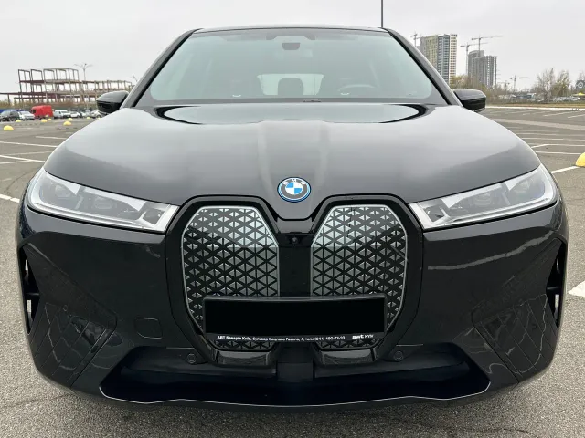 BMW iX - фото 5