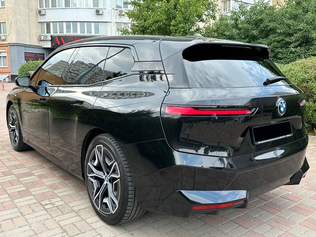 BMW iX - зображення 2