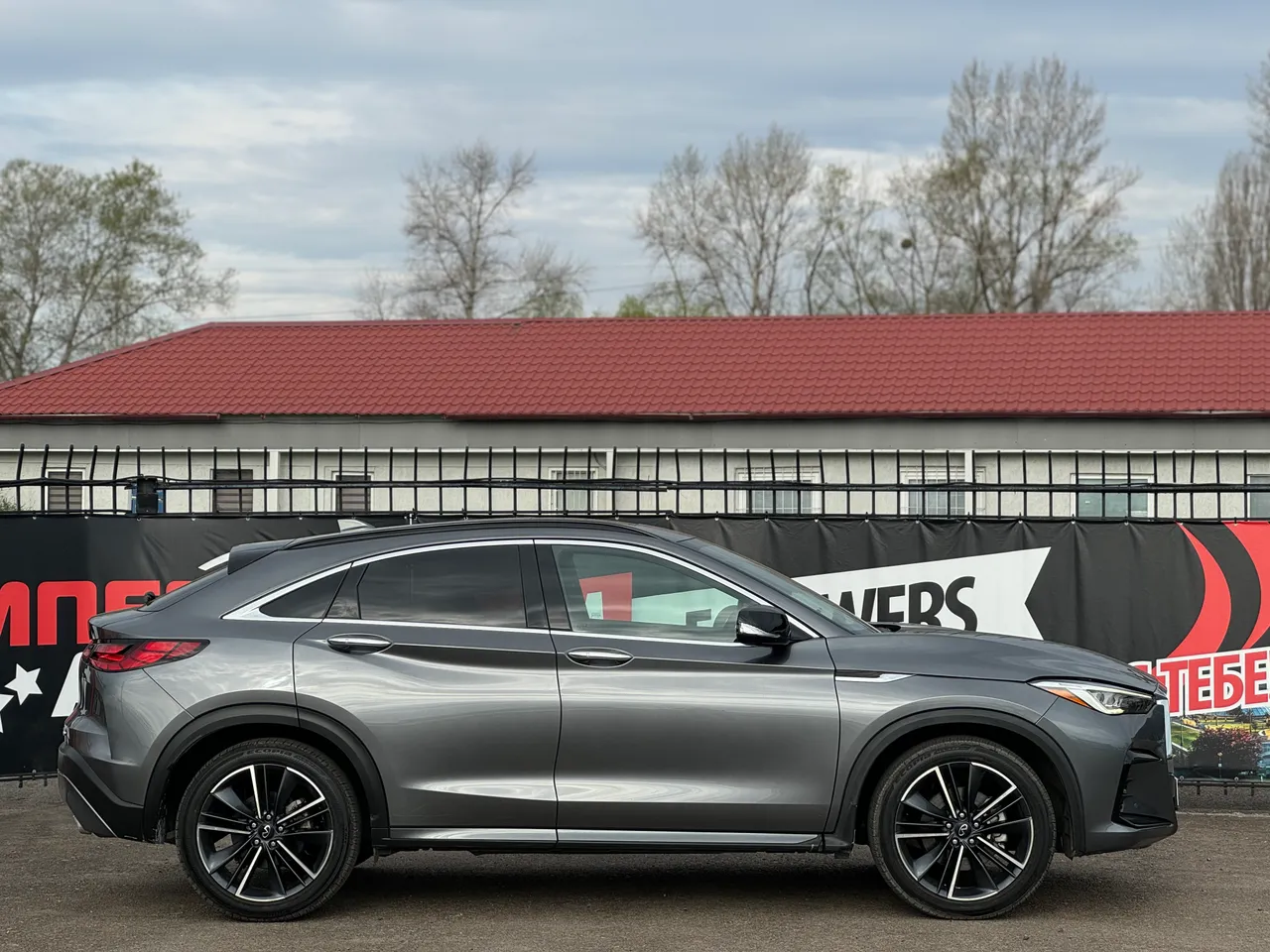 Infiniti QX55 - фото 2
