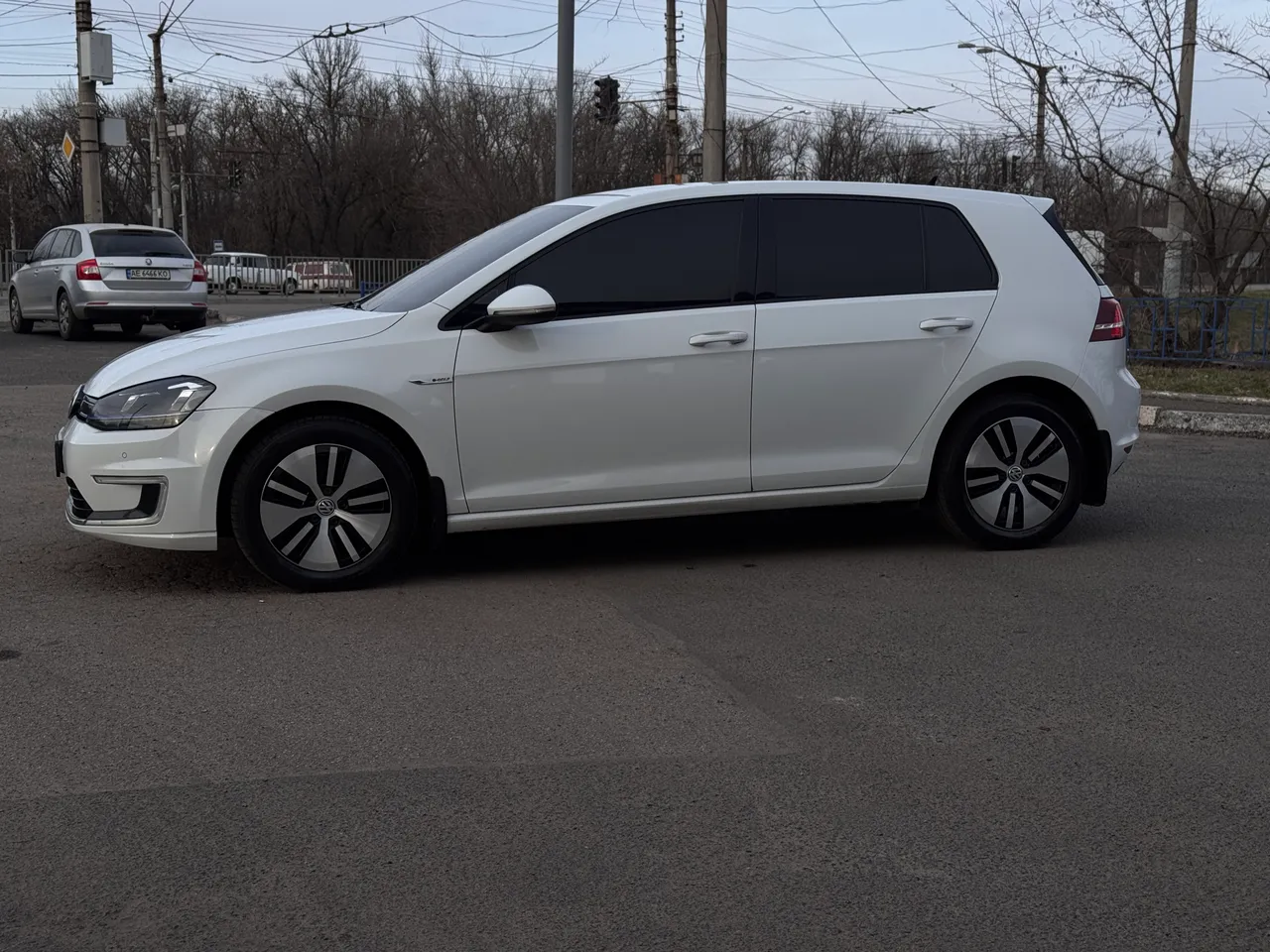 Volkswagen Golf - фото 9
