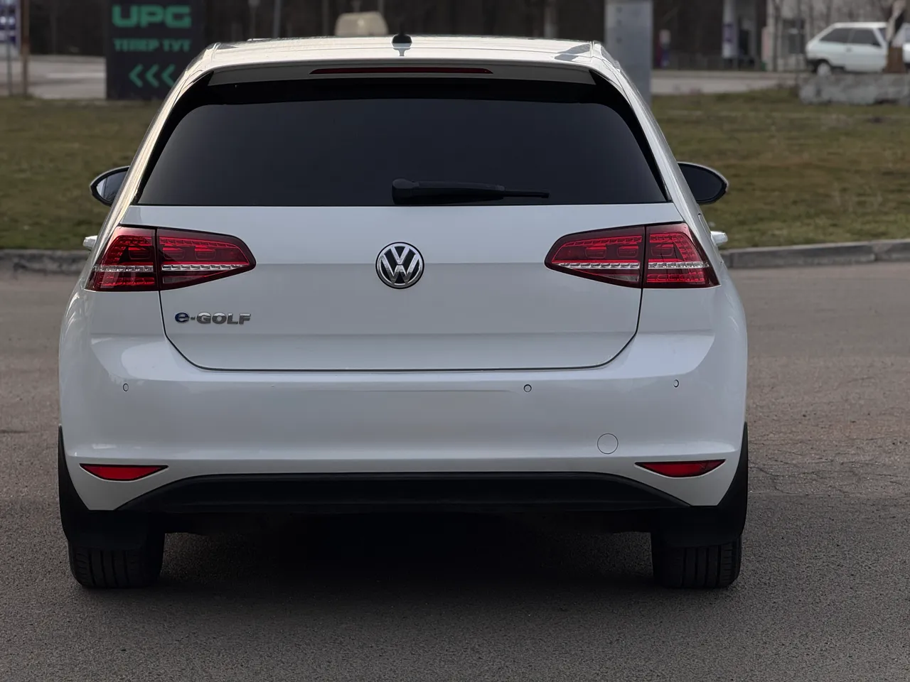 Volkswagen Golf - фото 3