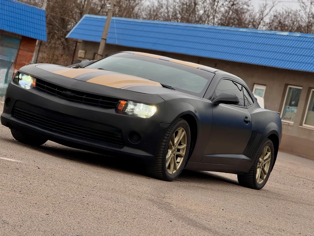 Chevrolet Camaro - фото 1